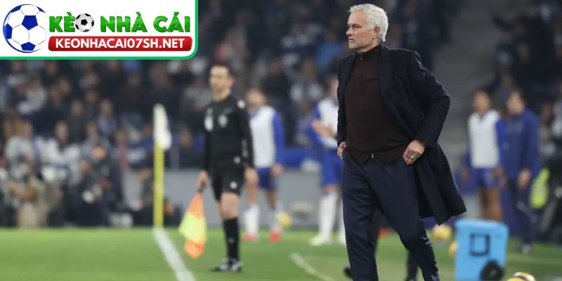 Cúp C1 chấn động: Benfica quật ngã Real Madrid, Mourinho bùng nổ cảm xúc phút 90+8 4 Phút 90+8 lịch sử và khoảnh khắc Mourinho bùng nổ