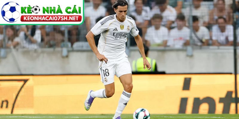 Real Madrid tăng tốc sau hiệp 1, Mbappe chốt hạ trận Valencia 3 Carreras khai thông thế bế tắc, Real Madrid làm chủ hiệp hai